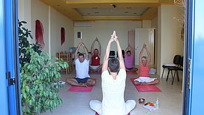 Yoga Wellness in FINIKAS bei KALAMAKI HOLIDAYS